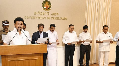 குட்டி காவலர் திட்டத்தை முதல்வர் ஸ்டாலின் தொடங்கி வைத்தார்.