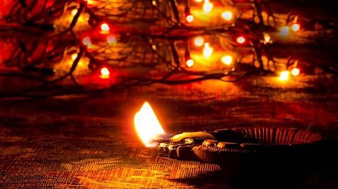 இன்னும் உண்மையின் ஒளியை வைத்திருக்கும் தீபாவளியின் புராணக் கதை!