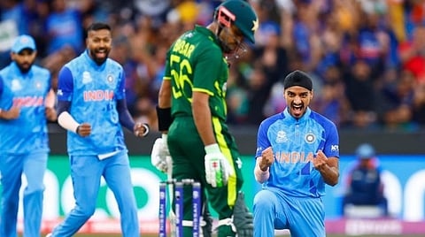 இந்தியாவுக்கு 160ஐ இலக்காக நிர்ணயித்த பாகிஸ்தான்