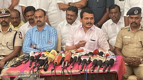 கோவையில் நடந்த செய்தியாளர்கள் சந்திப்பில் அமைச்சர் செந்தில்பாலாஜி