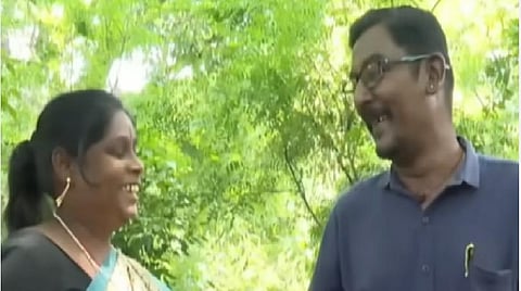 திருமண ஜோடி மகேந்திரன் - தீபா