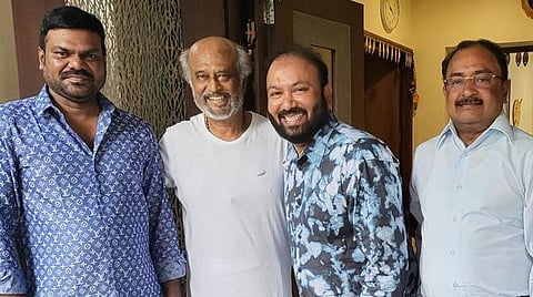 லைகாவுடன் 2 படங்கள் நடிக்க ரஜினி ஒப்பந்தம்: நவ.5-ல் பட பூஜை