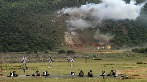 அனுமந்தபுரத்தில் மேலும் 3 வெடி பொருள் மீட்பு - மலைப்பகுதி அருகே போலீஸ் பாதுகாப்பு