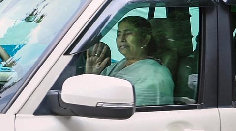 இல.கணேசன் குடும்ப விழாவில் பங்கேற்க மம்தா பானர்ஜி நாளை சென்னை வருகை: ஸ்டாலினை சந்தித்து பேசுகிறார்