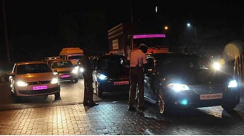 14 நாட்களுக்குள் அபராதம் செலுத்தாவிட்டால் வாகனம் பறிமுதல் செய்யப்படும் - போக்குவரத்து போலீஸார் எச்சரிக்கை