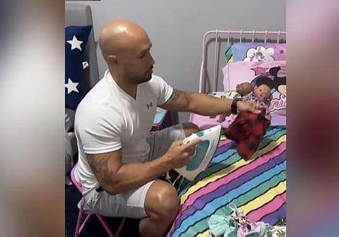 யார் உங்கள் வீட்டு எஜமானி...? - மகளின் சேட்டையும், தந்தையின் செய்கையும் | வைரல் வீடியோ