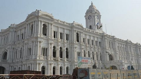 விதிமீறல் கட்டிடங்கள் மீது ஆண்டுக்கணக்கில் நடவடிக்கை எடுக்காதது ஏன்? - சென்னை மாநகராட்சிக்கு உயர் நீதிமன்றம் கேள்வி