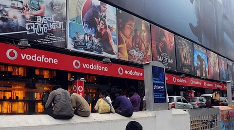 ஓடிடி-யில் படங்களை வெளியிட திரையரங்க உரிமையாளர்கள் எதிர்ப்பு