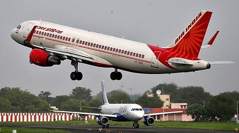 ஏர் இந்தியாவுக்கு அமெரிக்கா அபராதம் - ரூ.984 கோடி ரீபண்ட் தொகையை உடனே வழங்க உத்தரவு