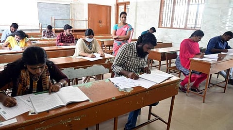 டிஎன்பிஎஸ்சி குரூப்-1 முதல்நிலை தேர்வு - மரபு மீறாத எளிய வினாக்கள்