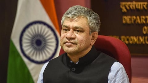 மாதந்தோறும் 16 லட்சம் வேலை - ரயில்வே அமைச்சர் அஸ்வினி வைஷ்ணவ் தகவல்