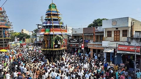 திருவண்ணாளமலை அண்ணாமலையார் கோயிலில் புதுப்பிக்கப்பட்ட முருகர் திருத்தேரின் வெள்ளோட்டம்