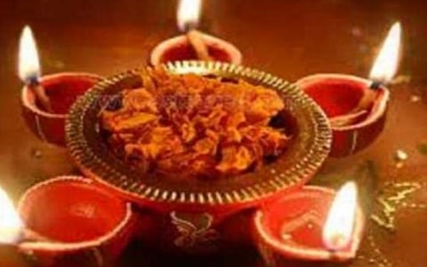 கார்த்திகை திருநாள்: மாவலி தீப்பொறியாய் ஒளிரும் அன்பின் நினைவுகள்!