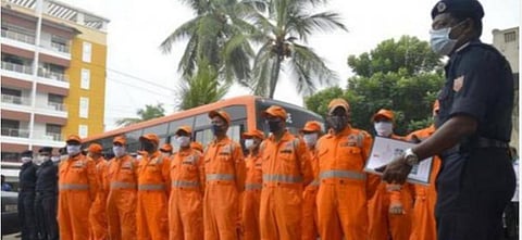 சென்னை உள்ளிட்ட 10 மாவட்டங்களில் தயார் நிலையில் பேரிடர் மீட்பு குழு