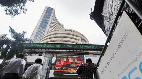 சென்செக்ஸ் 461 புள்ளிகள் சரிவு