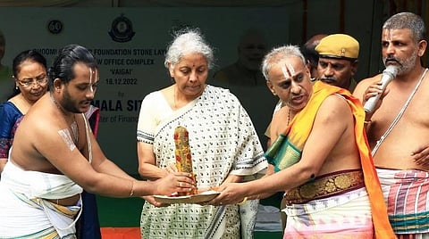 சென்னை பாரிமுனையில் ரூ.92 கோடியில் சுங்கத் துறை அலுவலக வளாகம்: நிர்மலா சீதாராமன் அடிக்கல் நாட்டினார்