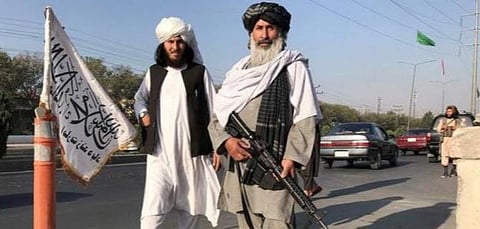 ஆப்கானிஸ்தான் | பல்கலைக்கழகங்களில் பயில மாணவிகளுக்கு தடை விதித்தது தலிபான்