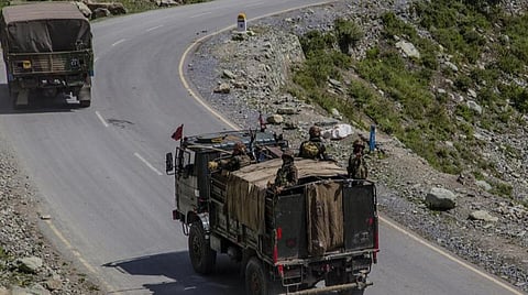 லடாக் எல்லை பிரச்சினை தொடர்பான பேச்சுவார்த்தை ஆக்கப்பூர்வமாக இருந்தது: இந்திய-சீன ராணுவ கமாண்டர்கள் கூட்டறிக்கையில் தகவல்