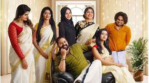 கலால்துறை வழக்கு - காயத்ரி படத்துக்கு சிக்கல்