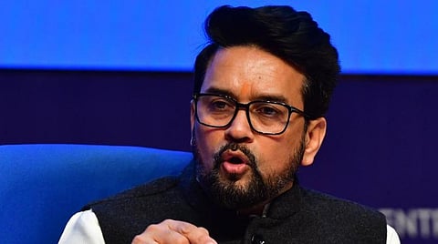 மத்திய தகவல் ஒலிபரப்புத் துறை அமைச்சர் அனுராக் தாக்கூர்