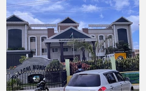 பொள்ளாச்சி நகராட்சி கவுன்சிலர் ராஜினாமா ஏற்பு