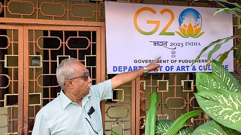 பாரதி, பாரதிதாசன் இல்ல முகப்பில் தமிழ் தவிர்த்து இந்தி, ஆங்கிலத்தில் ஜி20 அறிவிப்பு பதாகைகள்: பாரதிதாசன் குடும்பத்தினர் எதிர்ப்பு