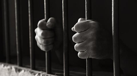 சிறுமியை கடத்திசென்று திருமணம் செய்த வழக்கில் சென்னை இளைஞருக்கு 20 ஆண்டுகள் சிறை - புதுச்சேரி நீதிமன்றம் தீர்ப்பு