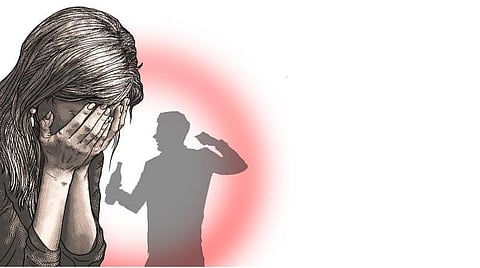 பெண்களுக்கு எதிராக அதிகரிக்கும் வன்முறை: அரசுகள் என்ன செய்ய வேண்டும்?