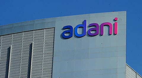 2 நாட்களில் ரூ.18,000 கோடி இழந்த எல்ஐசி: அதானி பங்குகள் வீழ்ச்சியின் விளைவு