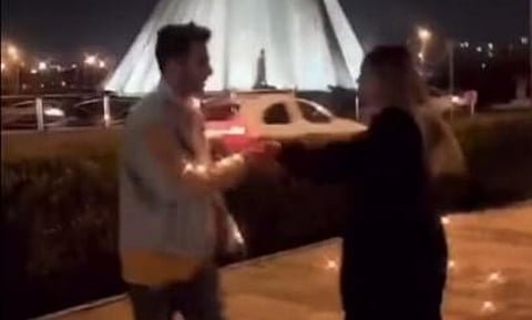 நடனம் ஆடிய அஸ்தியாஜ் மற்றும் அமீர்