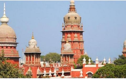 சக்கியம்மன் கோயில் நில ஆக்கிரமிப்புகள் அகற்றம்: தேசிய பட்டியலின ஆணைய உத்தரவுக்கு தடை