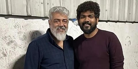 அஜித் படத்தில் இருந்து நீக்கப்பட்ட விக்னேஷ் சிவன்? - ட்விட்டர் பயோ மாற்றம்