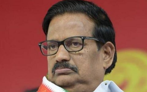 தமிழக, தேசிய அரசியலை 80 ஆண்டுகளாக நிர்ணயித்த கருணாநிதிக்கு பேனா நினைவு சின்னம் அமைப்பது அவசியம்: அழகிரி கருத்து