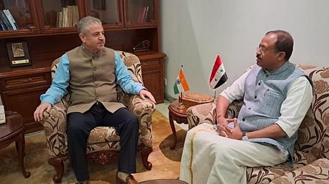 சிரிய தூதரைச் சந்தித்துப் பேசிய இந்திய வெளியுறவு இணை அமைச்சர் வி. முரளிதரன்