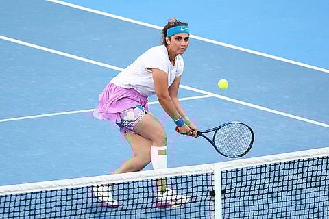 அபுதாபி ஓபன் தொடரில் சானியா ஜோடி தோல்வி