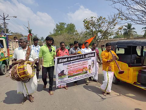 கோயிலுக்குள் நுழைய முயன்ற இந்து மக்கள் கட்சியினர்..