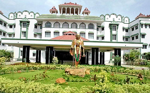 குழந்தை விற்பனை வழக்கில் திருச்சி பெண்ணின் ஜாமீன் மனு தள்ளுபடி