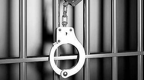 மாநிலம் முழுவதும் பல கோடி ரூபாய் மோசடி - அமுதசுரபி கூட்டுறவு சங்க தலைவர் கைது