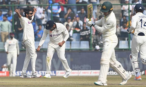 ஆஸ்திரேலிய அணிக்கு எதிராக இந்திய அணி