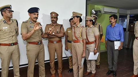 பிடிவாரன்ட் பிறப்பிக்கப்பட்டவர்களை உடனடியாக கைது செய்ய வேண்டும் - டிஜிபிக்கு தலைமை குற்றவியல் வழக்கறிஞர் கடிதம்