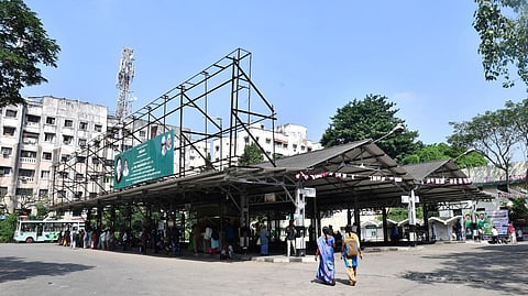 வட பழனி பேருந்து நிறுத்தம் | கோப்பப் படம்