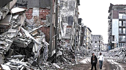 கட்டுமான சமரசத்துக்குக் கொடுக்கும் பெரும் விலை