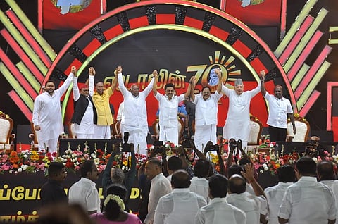 சென்னையில் நடந்த முதல்வர் ஸ்டாலின் பிறந்தநாள் விழாக் கூட்டத்தில் பங்கேற்ற தேசிய தலைவர்கள்