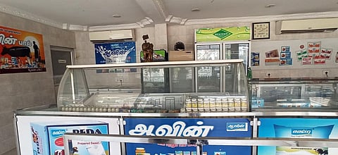 மதுரைக்கு மகாராஷ்டிராவில் இருந்து வந்த 60 டன் வெண்ணெய்: தனியார் நெய் விற்பனைக்கு ஆவின் துணையா?