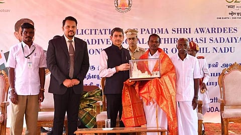 செங்கல்பட்டு | பத்மஸ்ரீ விருது பெறும் பாம்பு பிடிப்பவர்களுக்கு ஆளுநர் கவுரவம்