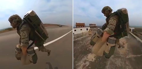 ஜெட்பேக் இயந்திரத்தை உடலில் பொருத்தியபடி ஆக்ராவில் உள்ள ஏரி மீதுபறந்து சென்றார் இங்கிலாந் தின் கிராவிட்டி இன்டஸ்ட்ரீஸ் நிறுவனர் ரிச்சர்ட் பிரவுனிங்.