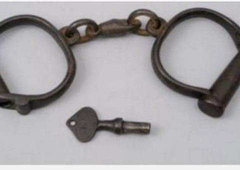 கிருஷ்ணகிரி | கூட்டுறவு சங்கத்தில் ரூ.30 லட்சம் கையாடல்: நிர்வாக குழு உறுப்பினர் கைது