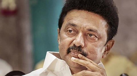 உலக மகளிர் தினத்தை முன்னிட்டு பெண் காவலர்களுக்கு முதல்வர் ஸ்டாலின் வாழ்த்து: 3 மகள்களை போலீஸ் ஆக்கிய தந்தைக்கு செல்போனில் பாராட்டு