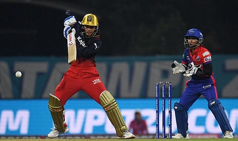 ஆர்சிபி மற்றும் டெல்லி கேபிடல்ஸ் அணிகளுக்கு இடையிலான போட்டி