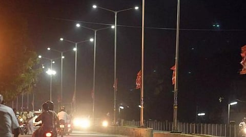 6 மாநகராட்சிகள் 10 நகராட்சிகளில் ஆற்றல் திறன் தெருவிளக்குகள்: ரூ.85 கோடி நிதி ஒதுக்கி முதல்வர் ஸ்டாலி்ன் உத்தரவு